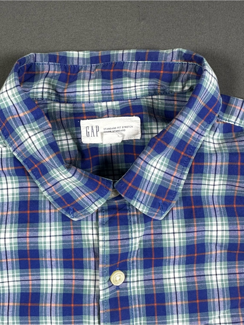 GAP Men's Medium Standard Fit Long Sleeve Plaid Button Down Shirt Blue - Picture 4 of 12
